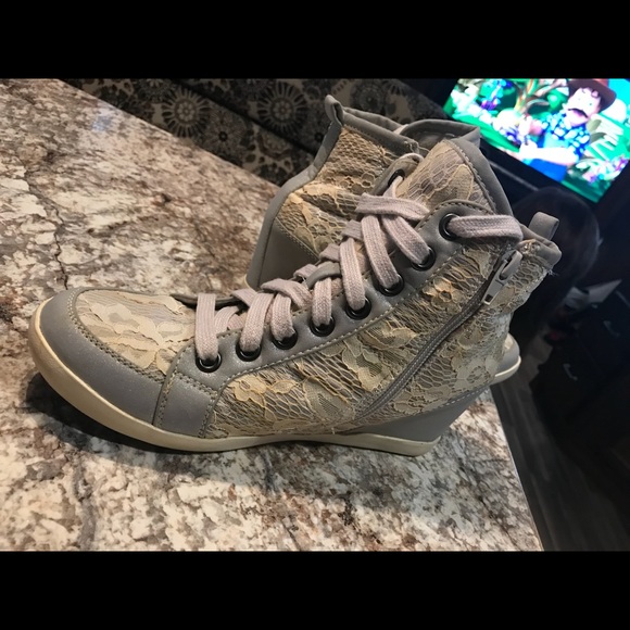 Heeled sneakers - Picture 4 of 4